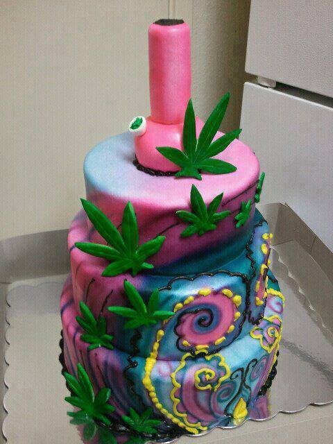 Marijuana with Smoke Designed Cake