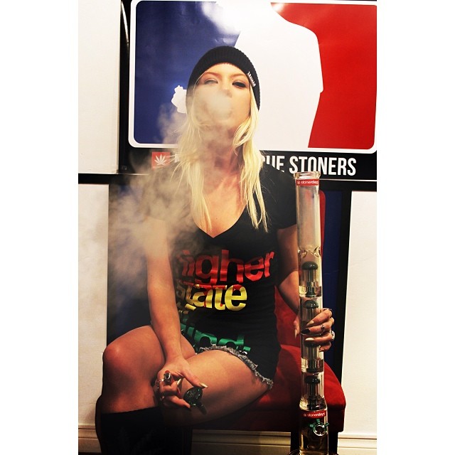 Stoner Love | Stoney Submissions