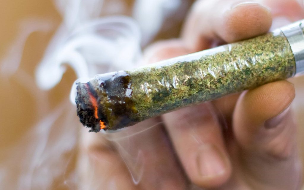 A Stoners Guide For First Time Smokers • Featured Stoner Guide 